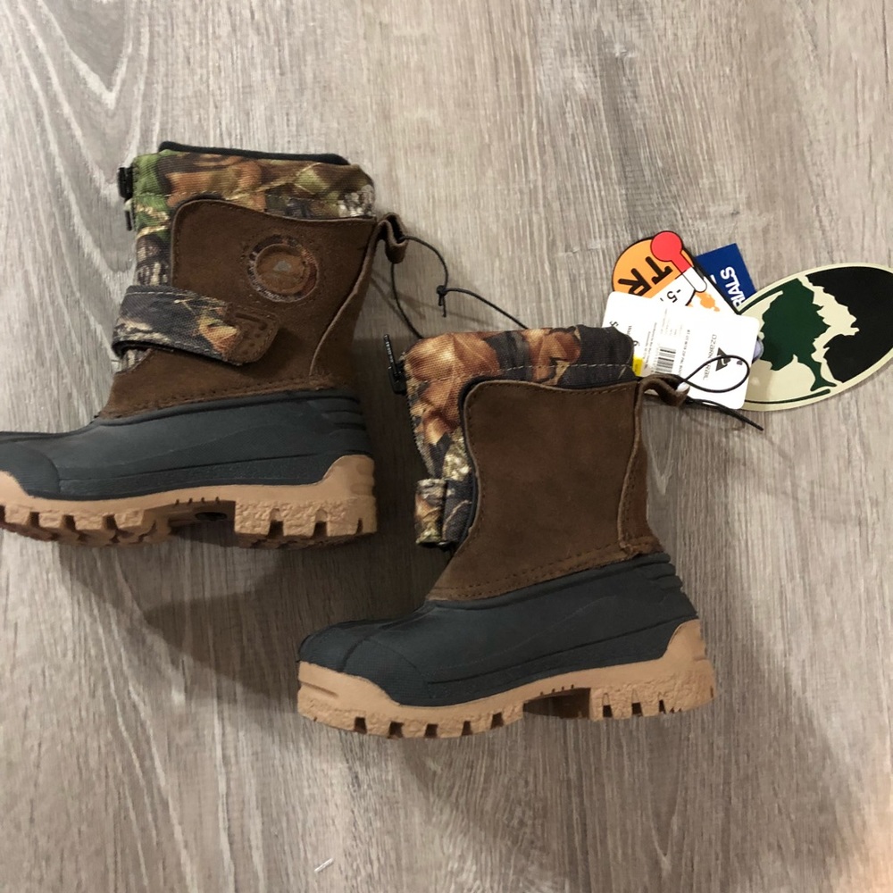 Mossy Oak boots